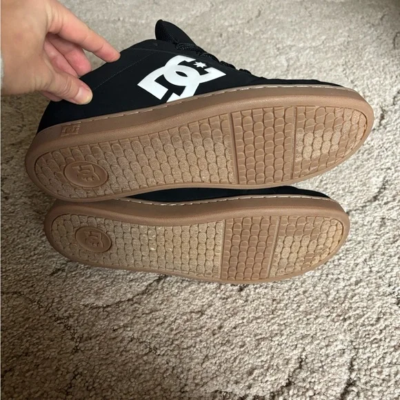 Men’s DC Striker 2 XL | 10.5 - Picture 4 of 5